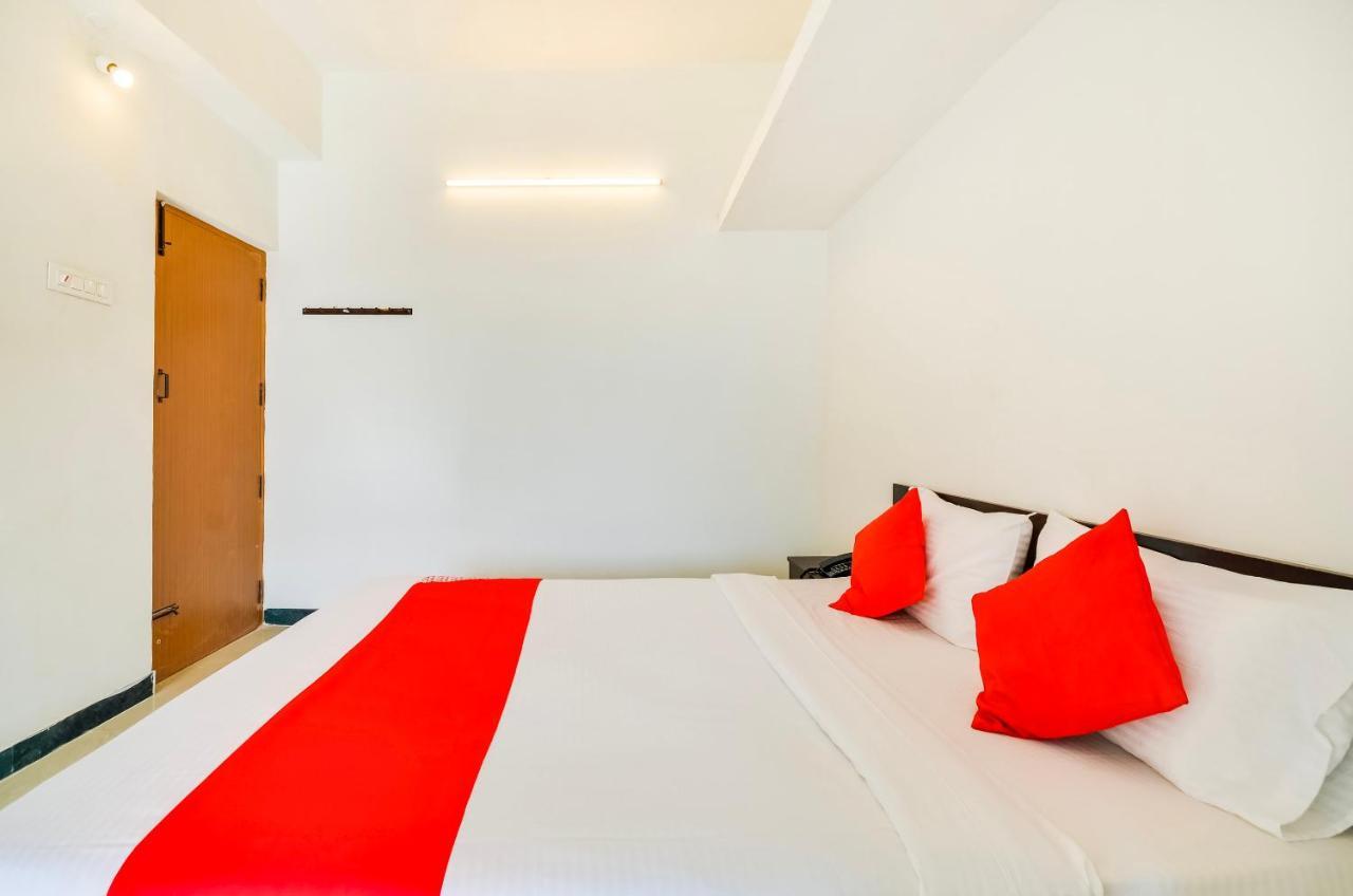 Hotel Oyo 67267 Ss Residency Kójamputtúr Exteriér fotografie